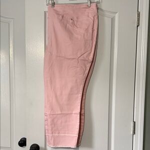 Belle by Kim Gravel Pink Ankle Jeans